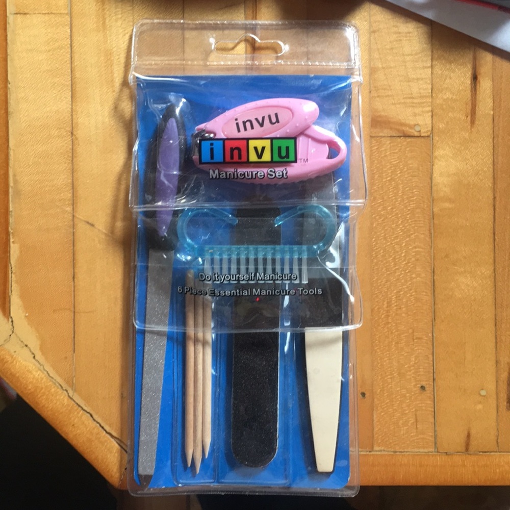 Invu manicure set